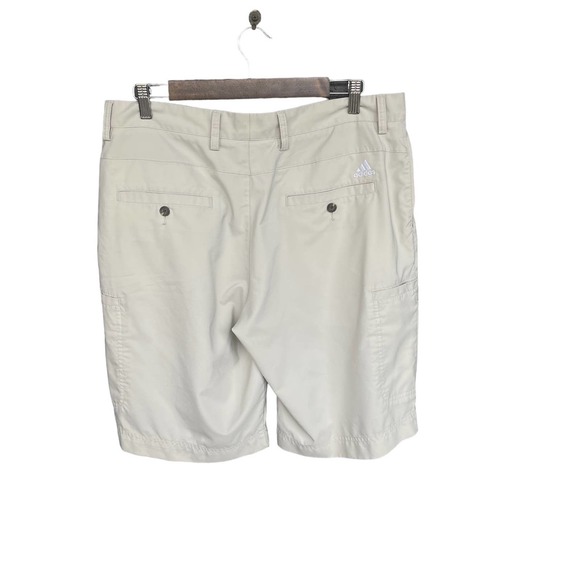 Adidas Shorts Mens Size 34 Beige Outdoor Cargo Lightweight - Picture 2 of 9